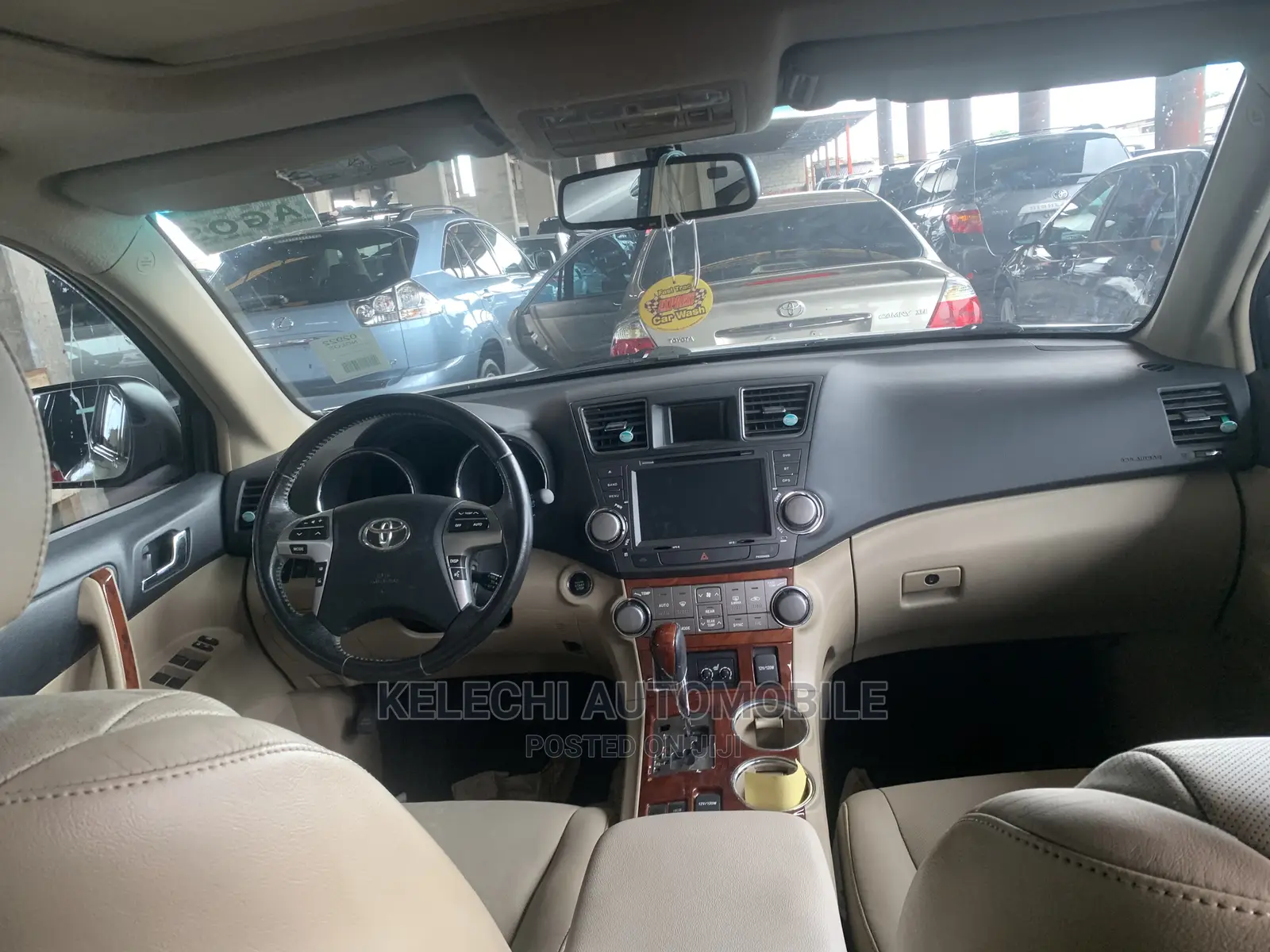 Toyota Highlander Limited 2012 White