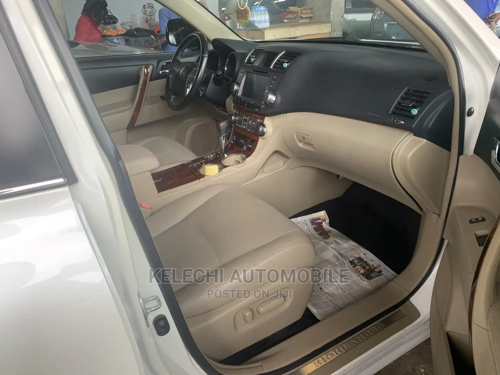 Toyota Highlander Limited 2012 White