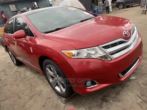 Toyota Venza V6 AWD 2012 Red