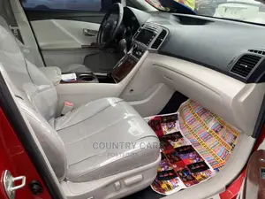 Toyota Venza V6 AWD 2012 Red