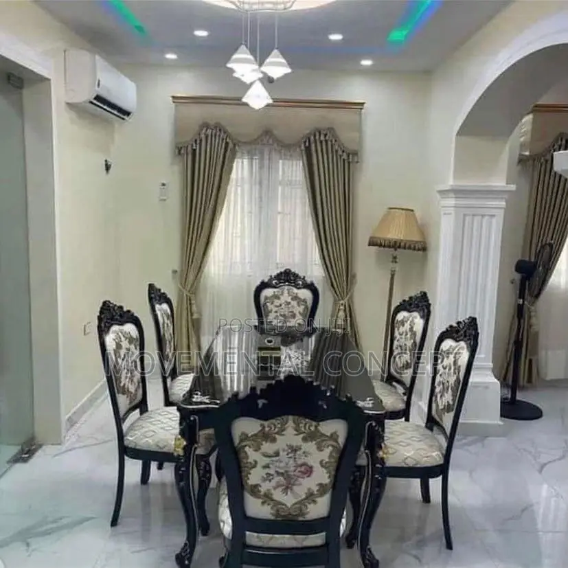 Royal Antic Dinning Set