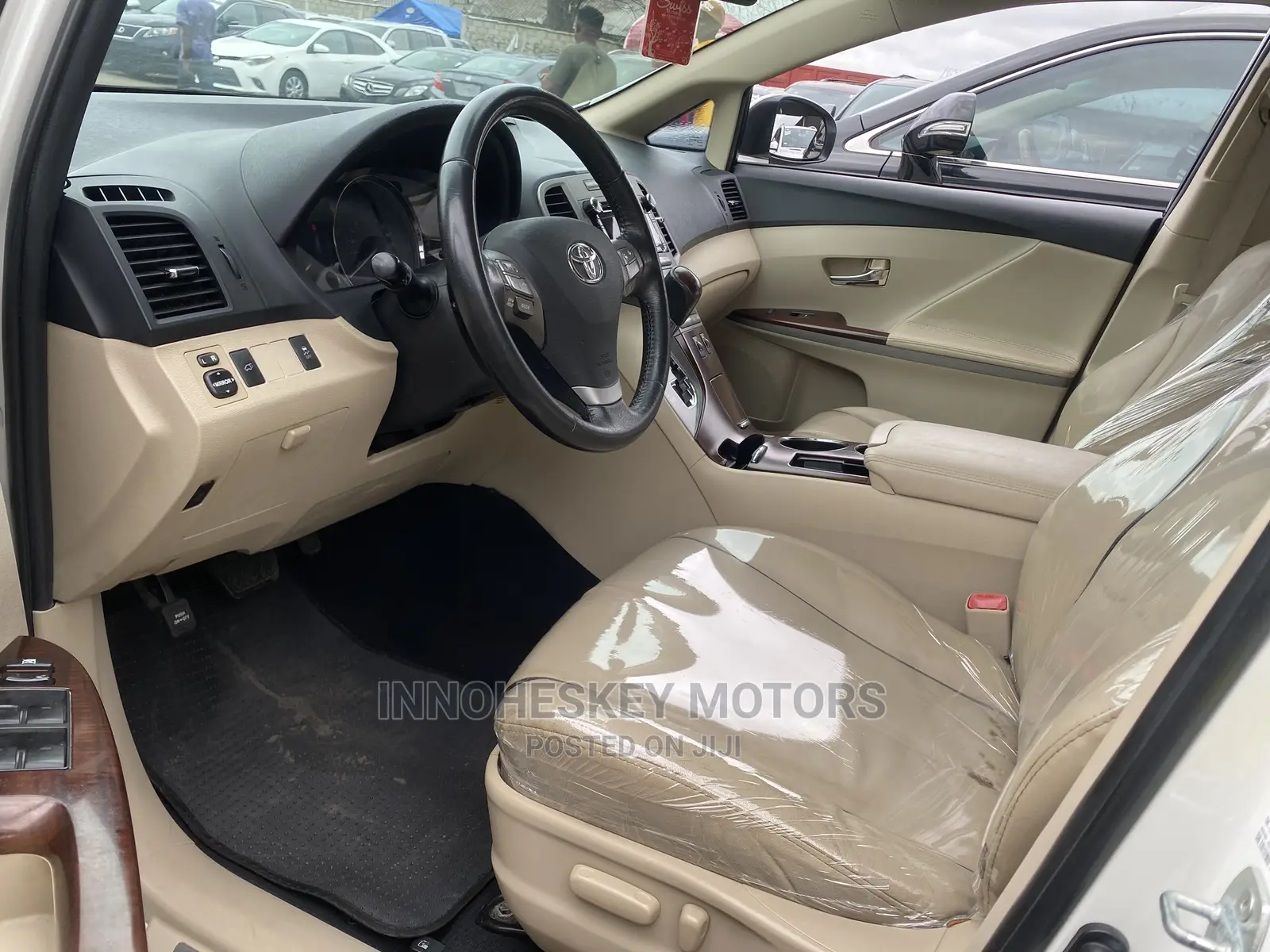 Toyota Venza AWD 2011 White