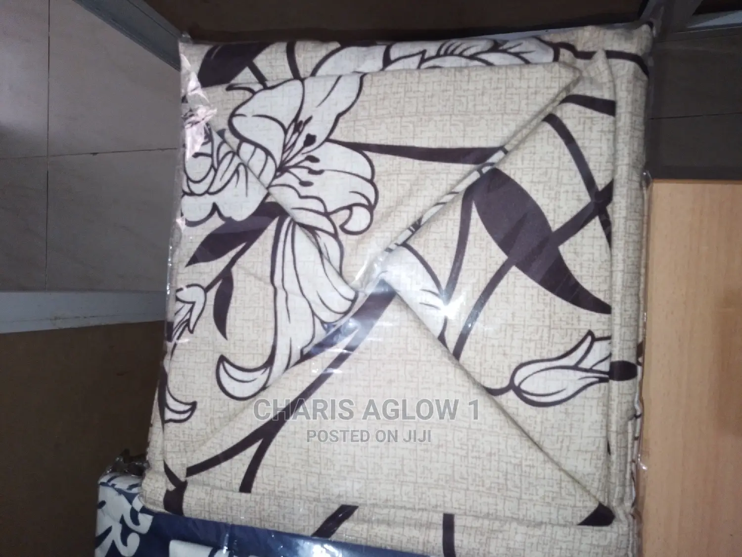 6/7 With 4 Pillow Case