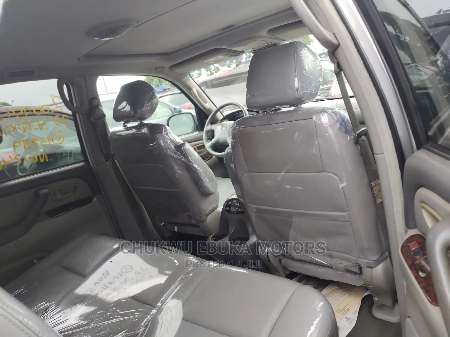 Toyota Sequoia 2004 Silver