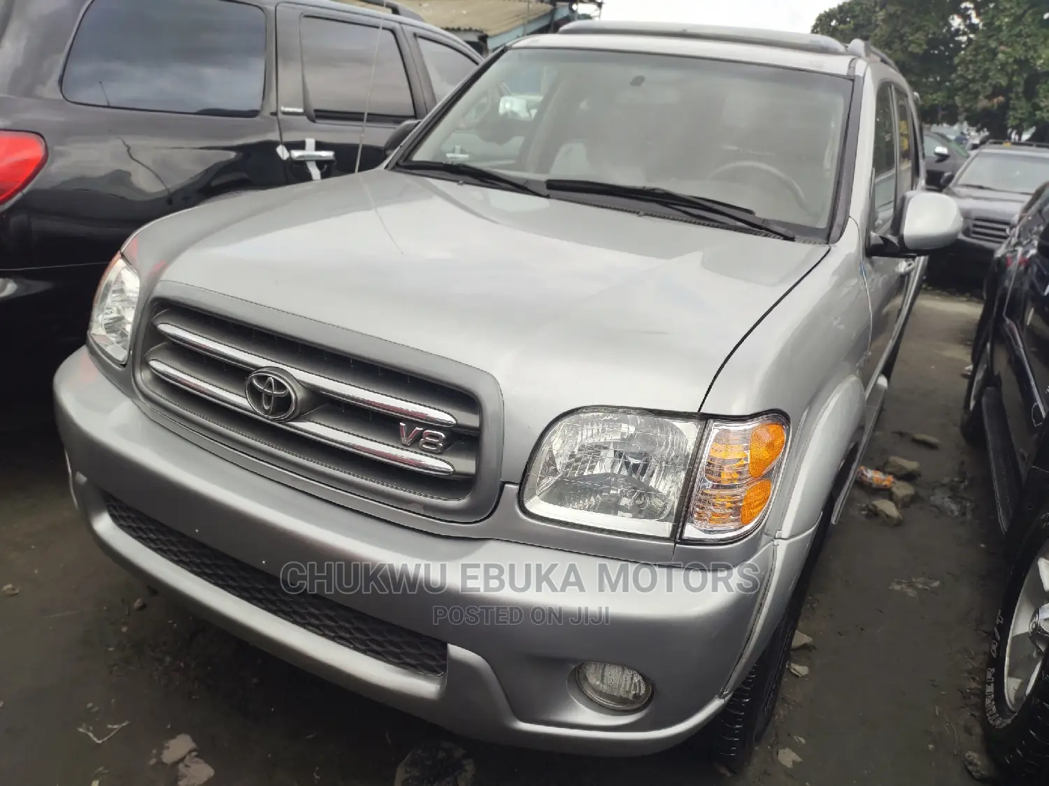 Toyota Sequoia 2004 Silver