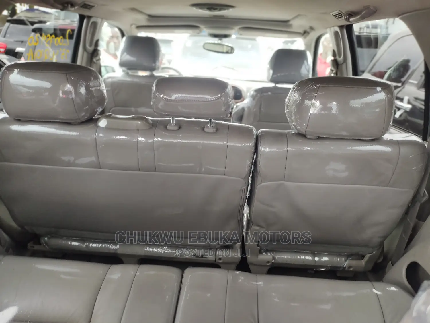 Toyota Sequoia 2004 Silver