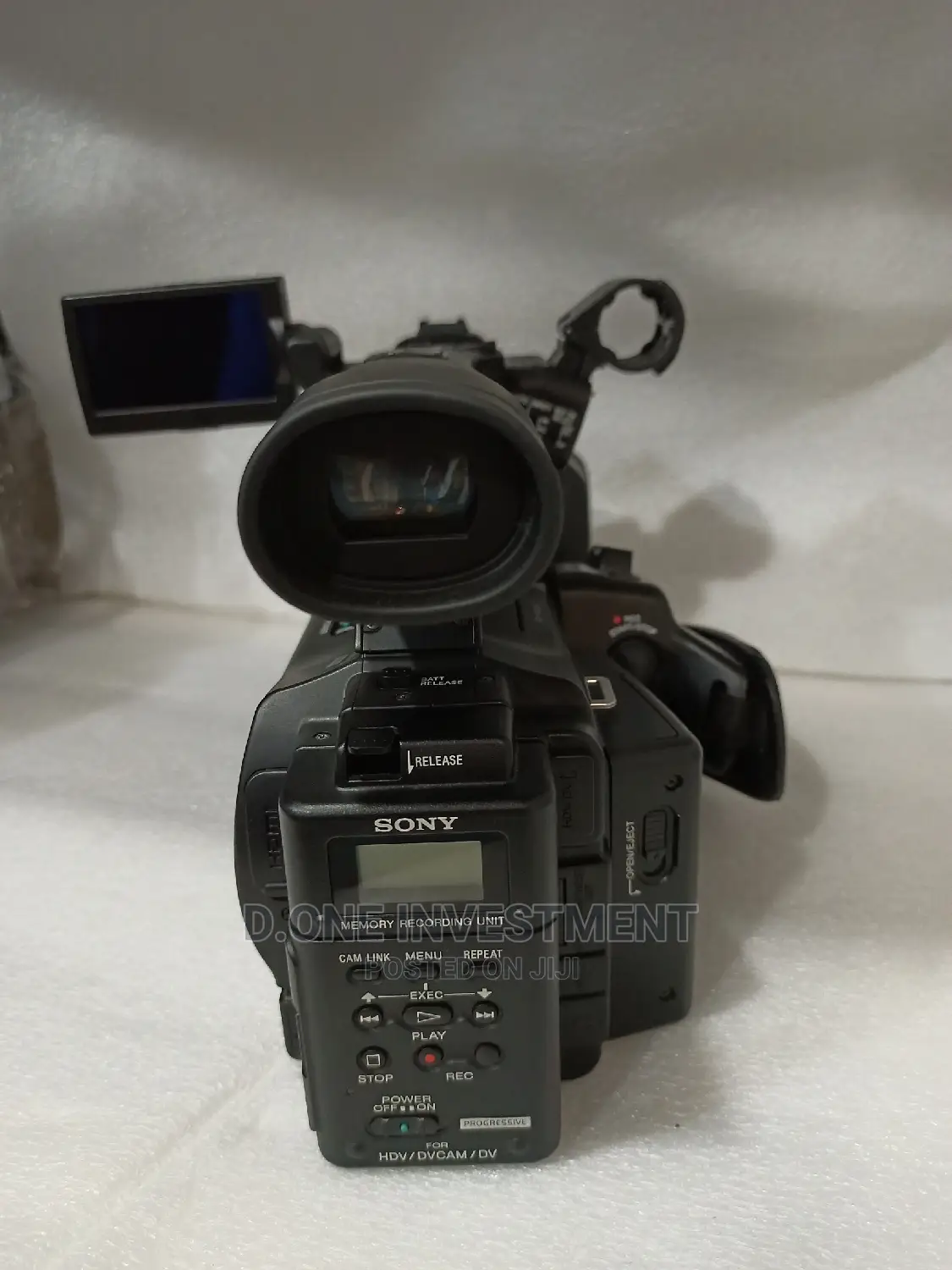 Sony Z7 Video Camera With Memory Card Adapter