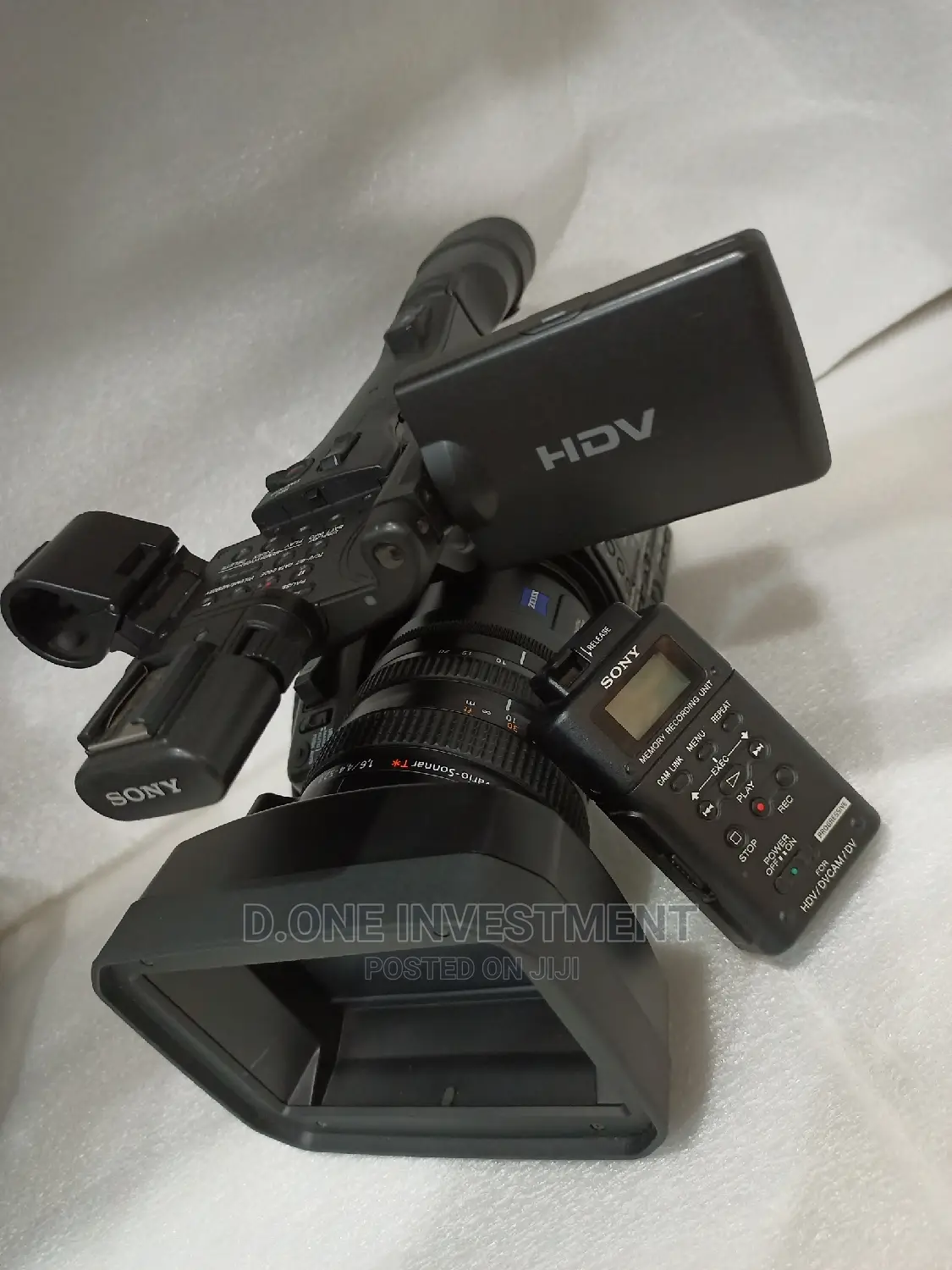 Sony Z7 Video Camera With Memory Card Adapter