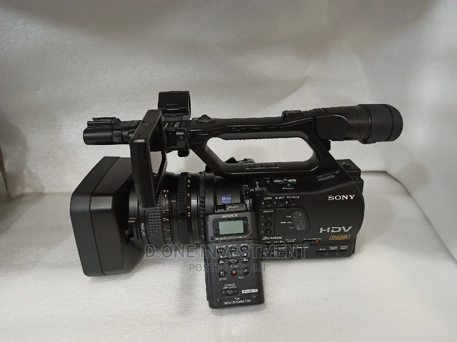 Sony Z7 Video Camera With Memory Card Adapter