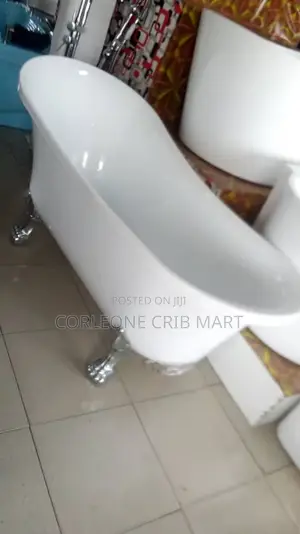 Exquiste Bathroom Tub