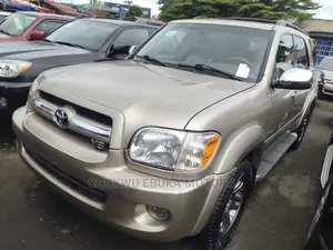 Toyota Sequoia 2007 Gold