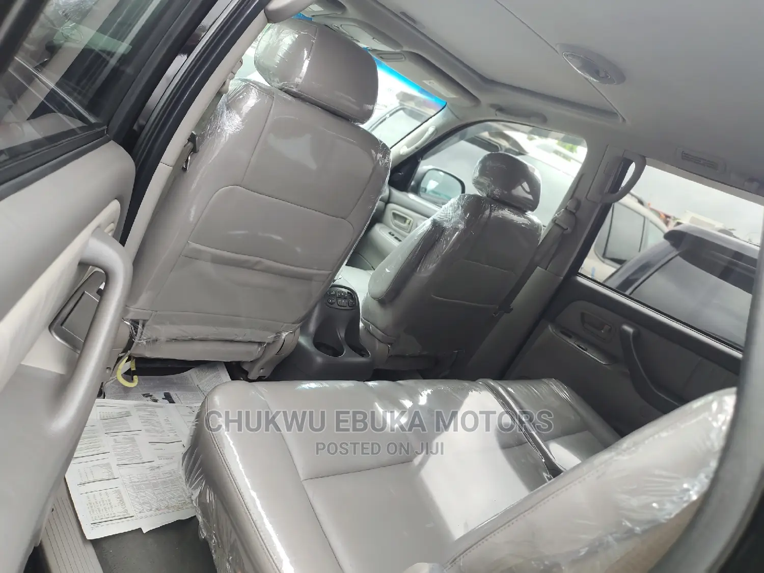 Toyota Sequoia 2004 Black