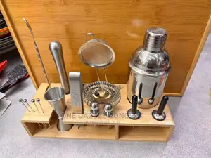 Wine Shaker With Wooden Stand