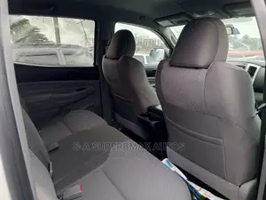 Toyota Tacoma 2015 White