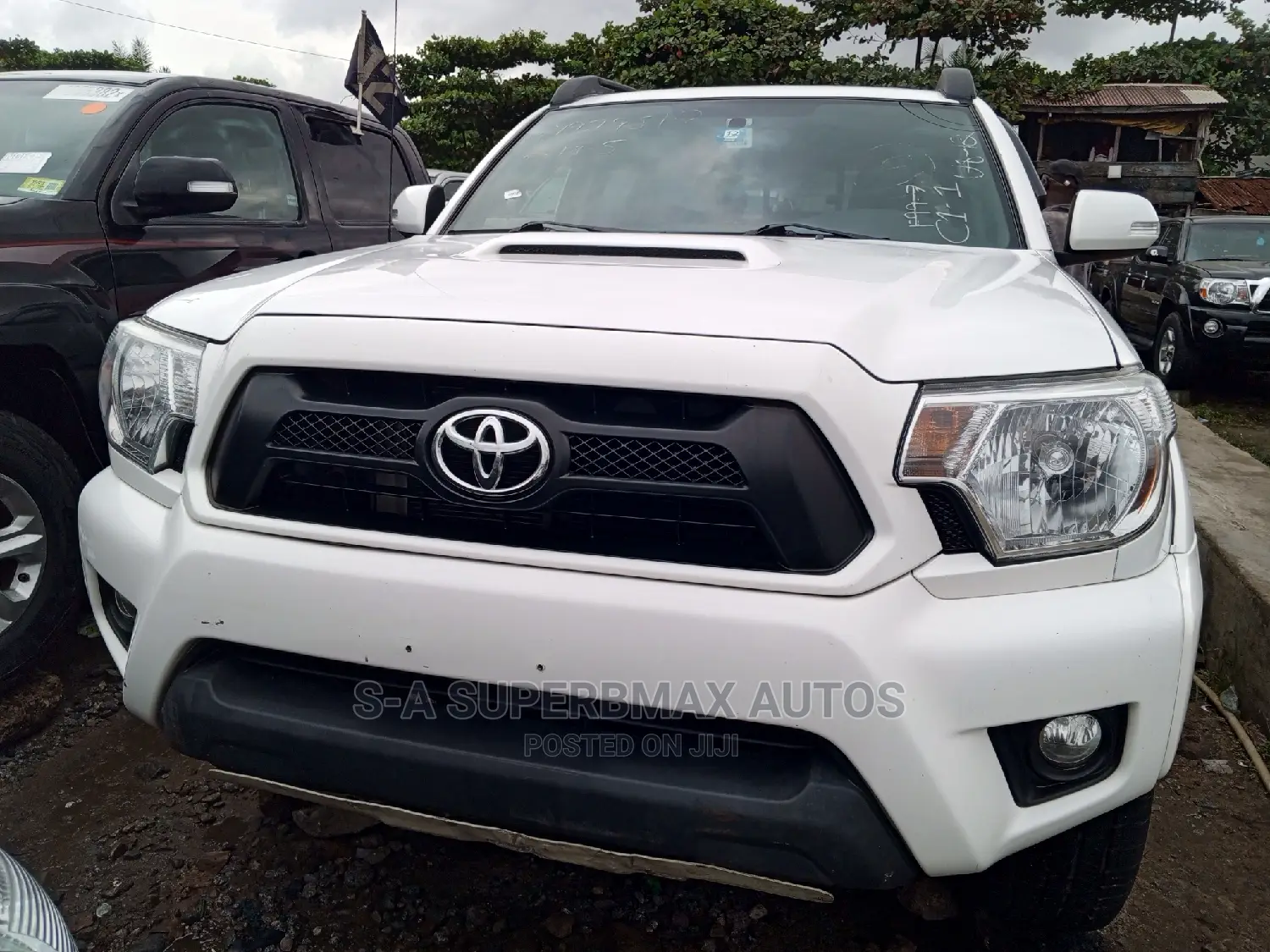 Toyota Tacoma 2015 White