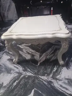 Royal Wooden Center Table 27x27 Cm