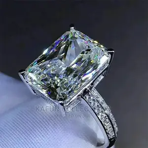 Photo - High Quality Proposal/ Engagement Ring- Size8