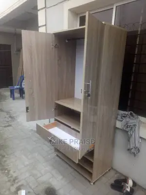 A Quality 32inches by 6ft Tall Wardrobe