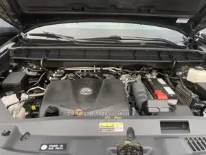 Toyota Highlander Limited 2021 Black