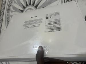 New Laptop Apple MacBook Air 2022 M2 8GB Apple M2 SSD 256GB