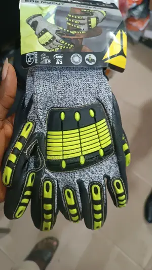 Delta Plus Hand Gloves