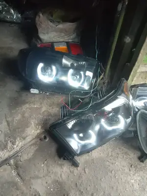 Headlamp for Tundra 2010 Yahoo Type