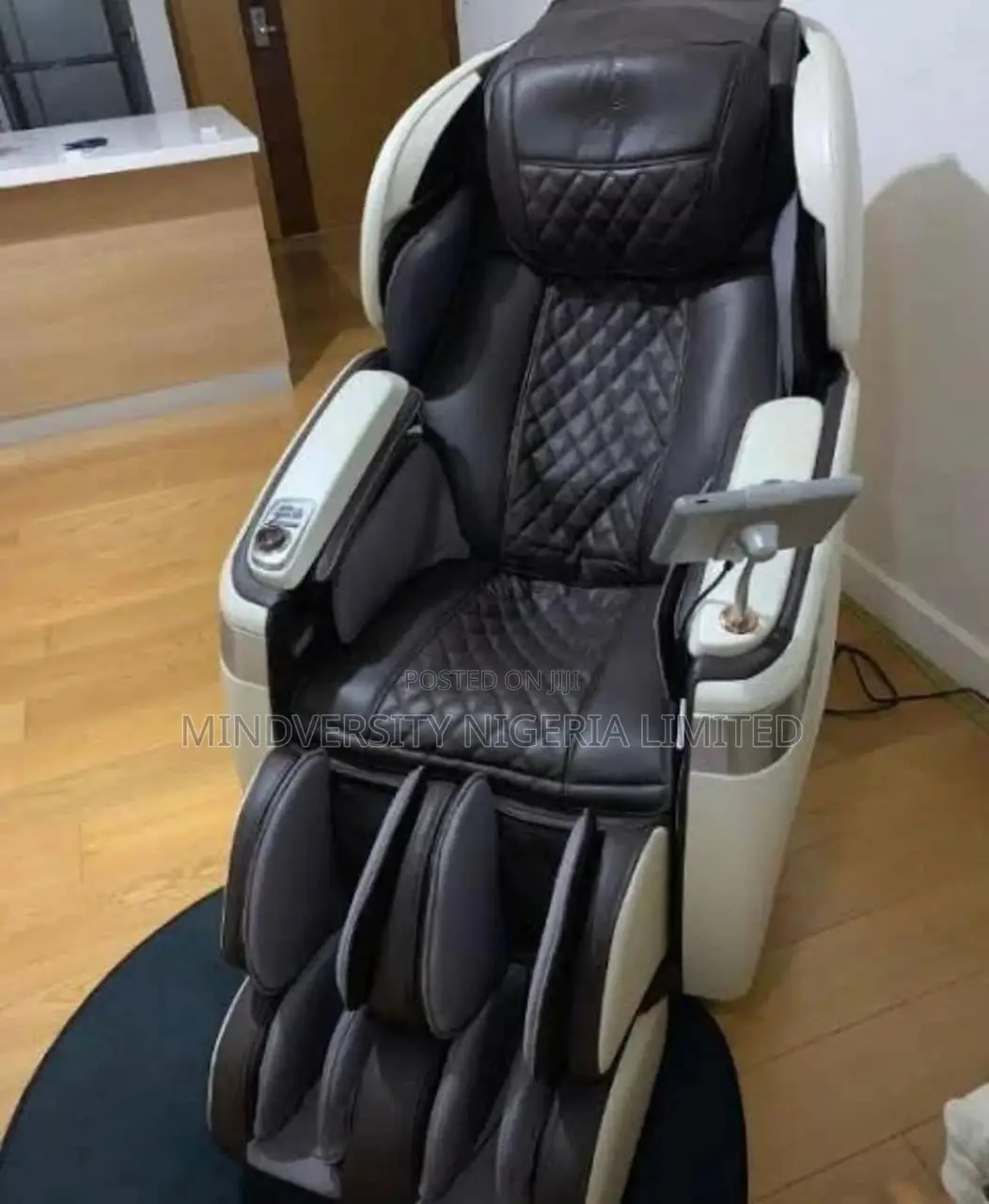 Deluxe Massage Chair
