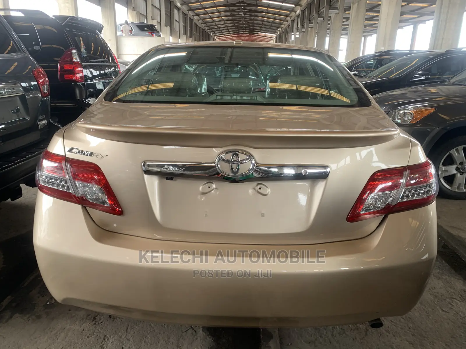 Toyota Camry 2011 Gold