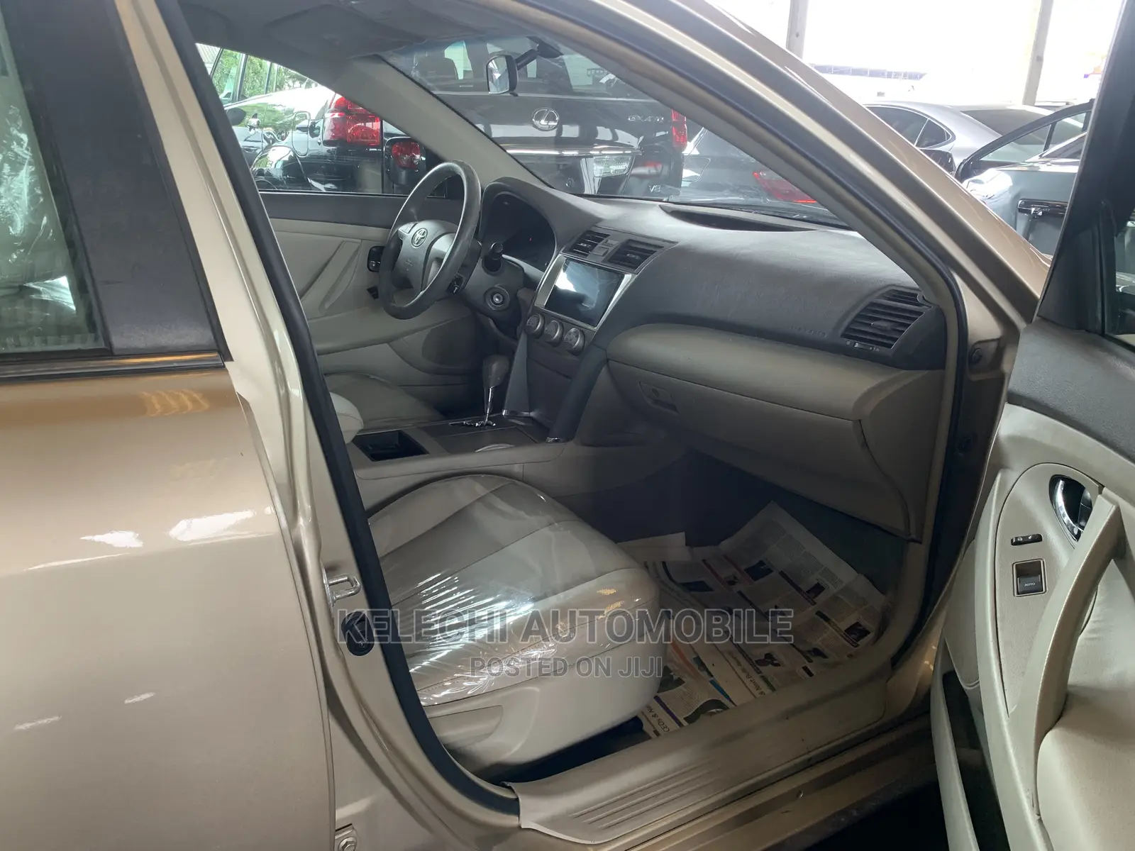 Toyota Camry 2011 Gold