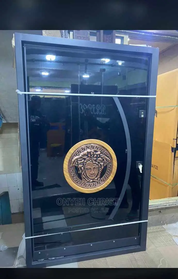 5x8ft Pivot Door Security
