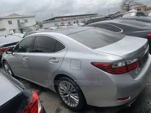 Lexus ES 2013 Silver