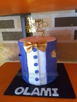 Round Shirt Design Birthday Cakes