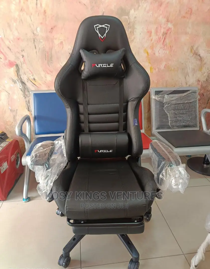 Ergonomic Luxurious Gaming Chair