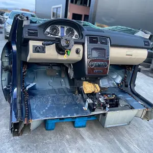 Mercedes Dashboard Cluster and Stereo