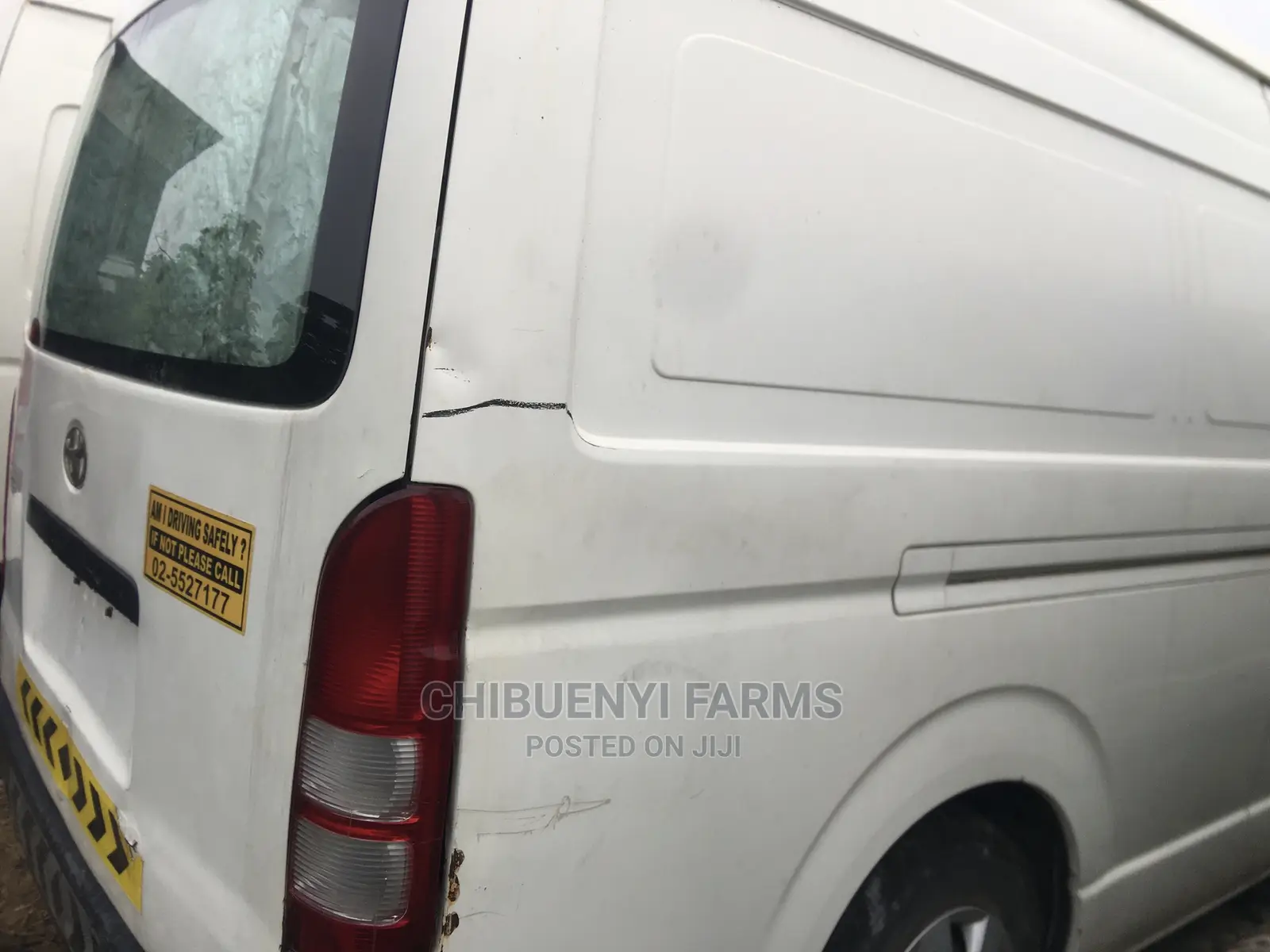 Toyota HiAce 2012 White