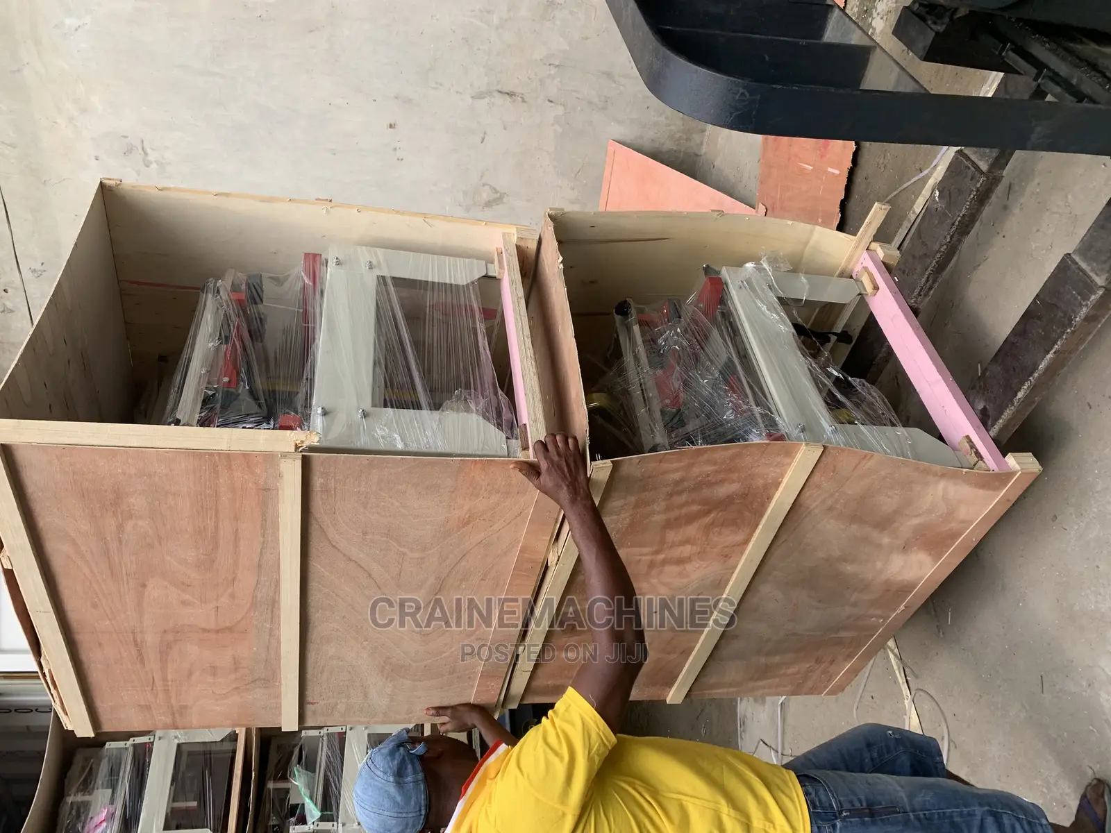 New Carton Sealing Machine Wide Carton Sealer Machine in Ikeja