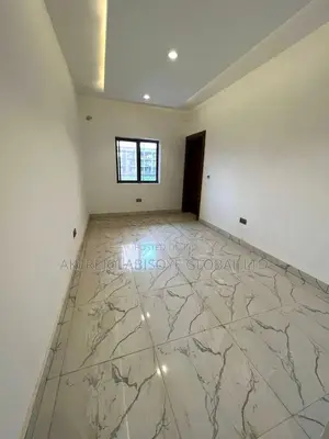 Furnished 3bdrm Block of Flats in Guzape for sale