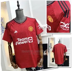 Photo - Man United 2023/24 Jersey