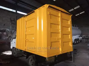 Box Body Truck