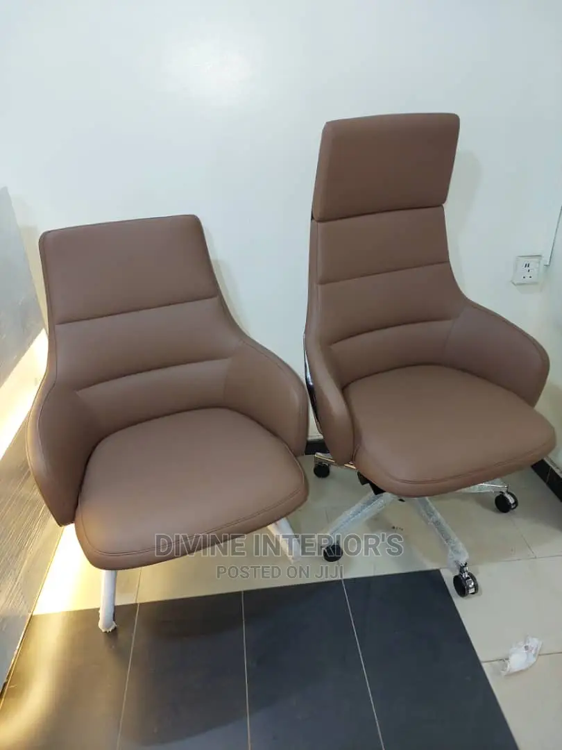 Executive Office Chair Swivel and Visitors