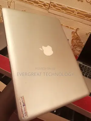 Laptop Apple MacBook Pro 2012 4GB Intel Core I5 HDD 500GB