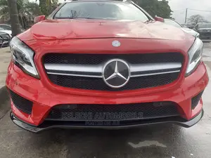 Mercedes-Benz GLA 250 2016 Red