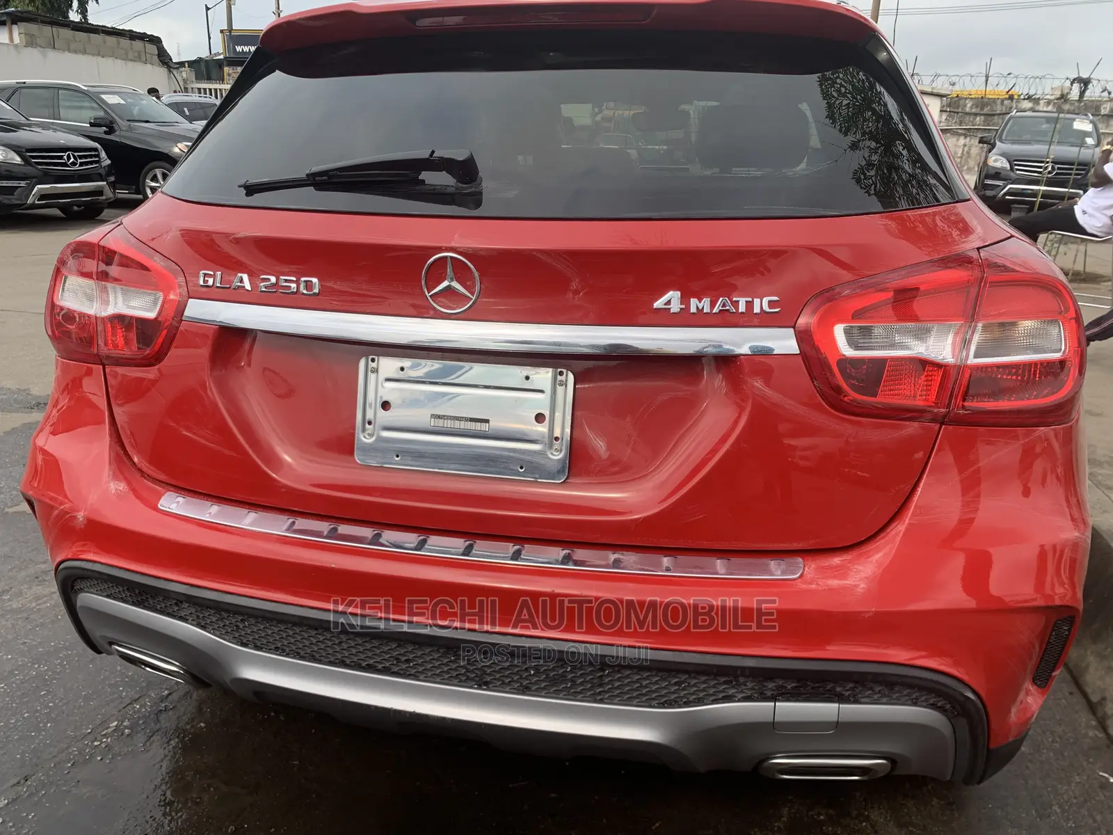 Mercedes-Benz GLA 250 2016 Red