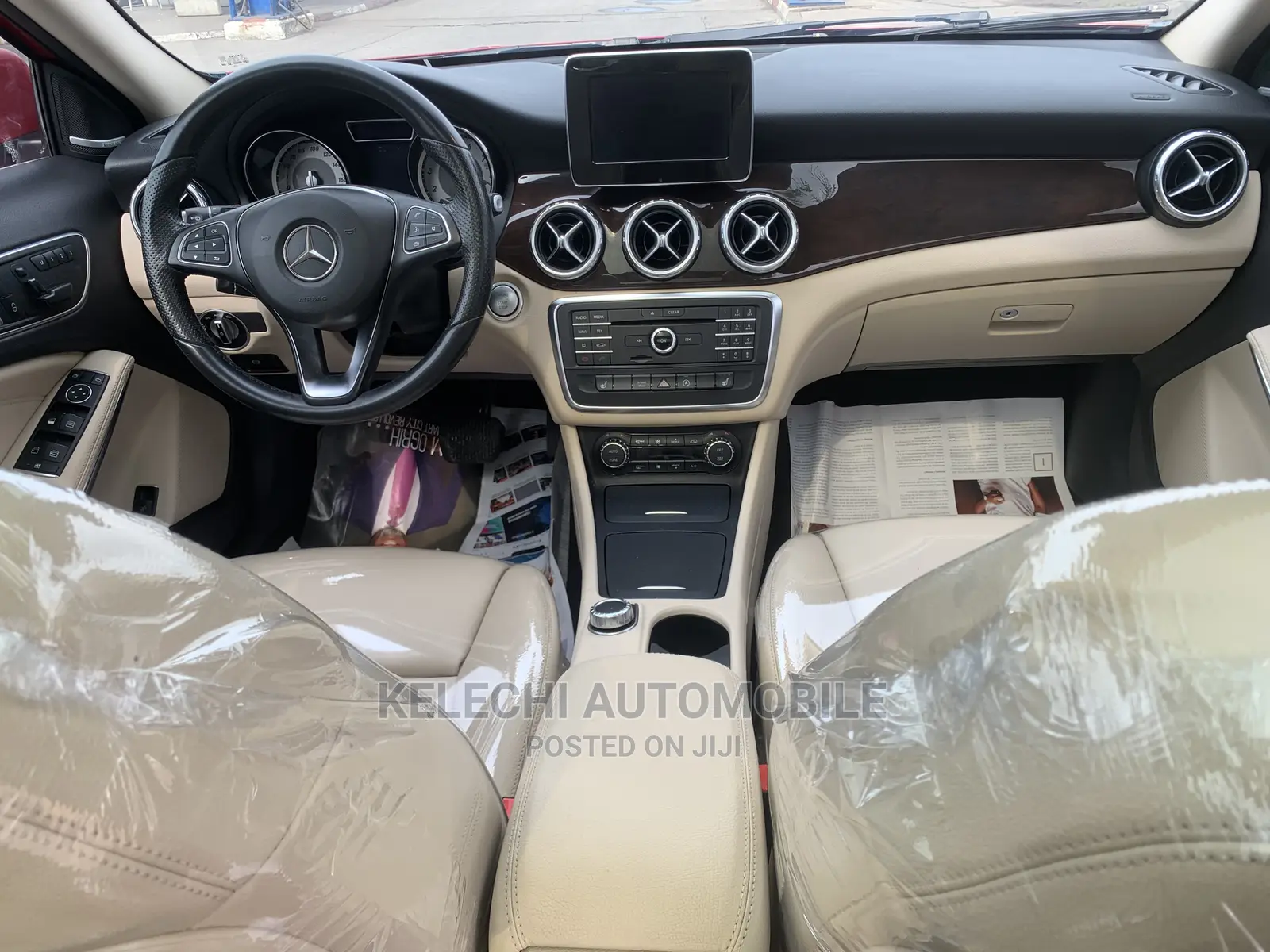 Mercedes-Benz GLA 250 2016 Red