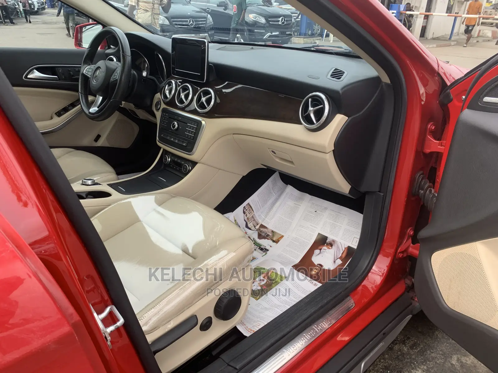 Mercedes-Benz GLA 250 2016 Red