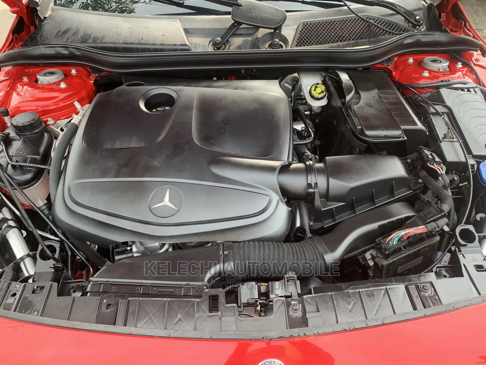 Mercedes-Benz GLA 250 2016 Red
