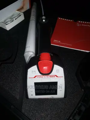 DMA 35 Petrol Meter