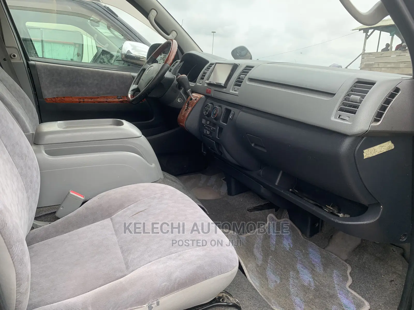 Toyota HiAce 2010 Grey