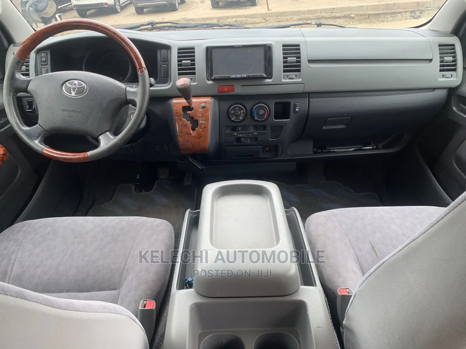 Toyota HiAce 2010 Grey
