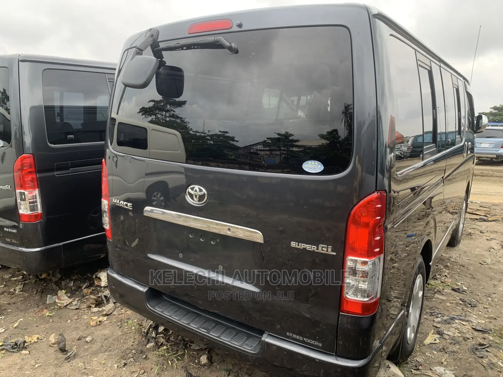 Toyota HiAce 2010 Grey